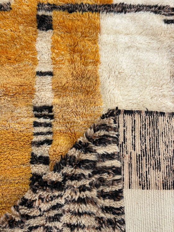 Image 1 of Authentiek Mrirt Marokkaans Berber Wollen Vloerkleed 210x300 cm - Handgeweven, Pluche & Kleurrijk Wollen Vloerkleed