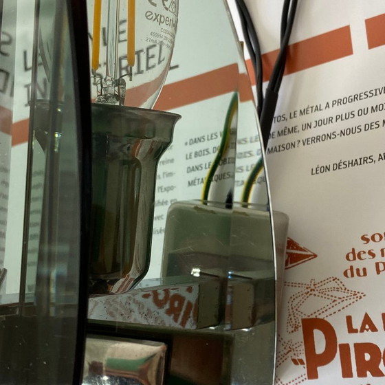 Image 1 of Aplique de pared Veca en cristal gris ahumado y metal cromado