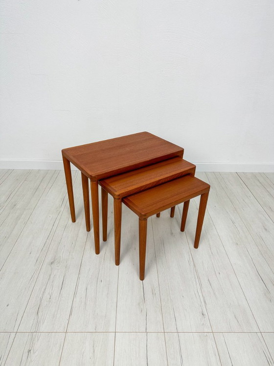 1960s Set of 3 Danish Teak Nesting Tables by H.W. Klein for Bramin – Side tables, Wood (photo 3 of 8)