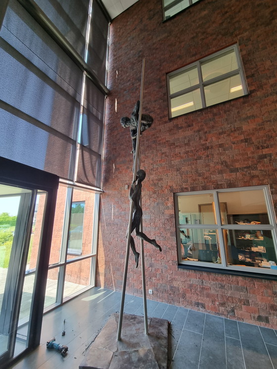 Image 1 of Sculpture monumentale unique en bronze de Hans Jouta