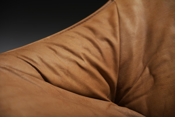 Image 1 of Chaise longue pivotante Delantra en cuir cognac par Gerard van den Berg pour Montis