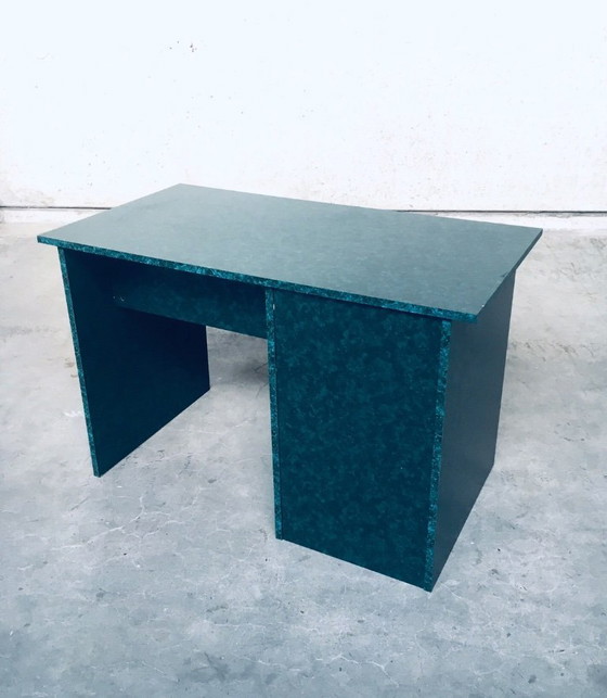 Image 1 of Kleiner Computertisch im Memphis-Stil von Gautier, Frankreich 1985