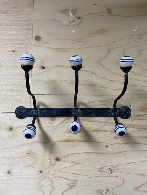 Antike französische Garderobe