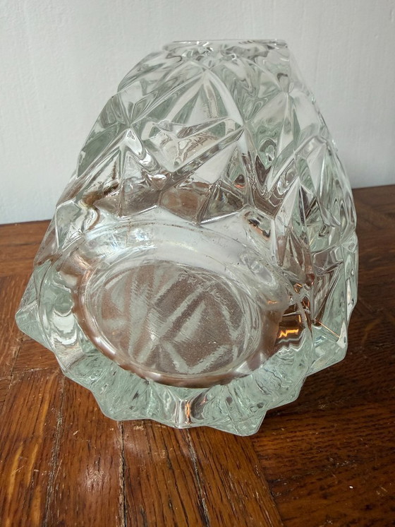 Image 1 of Clear vase made of cut glass
