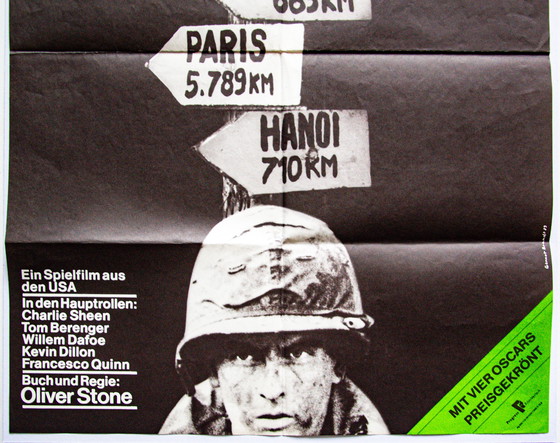 Image 1 of Originele Oost-Duitse filmposter 'Platoon' van Oliver Stone / 1989 / 57,5 x 81,5 cm