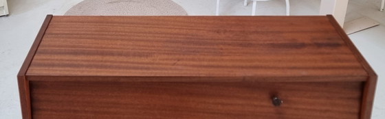 Image 1 of Mid Century schoenenkast