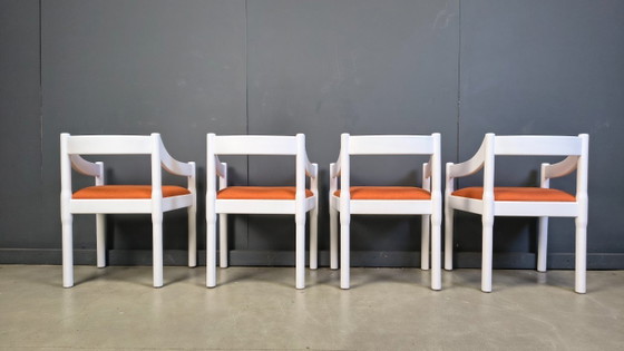 Image 1 of Conjunto de 4 sillones Carimate de Vico Magistretti, década de 1960.