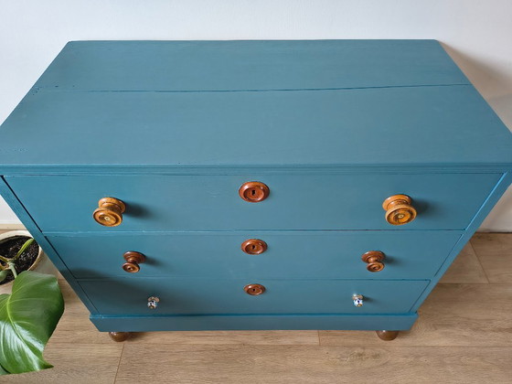 Vintage Dresser / Chest of Drawers – Petrol Blue & Wood – Sideboard (photo 7 of 9)