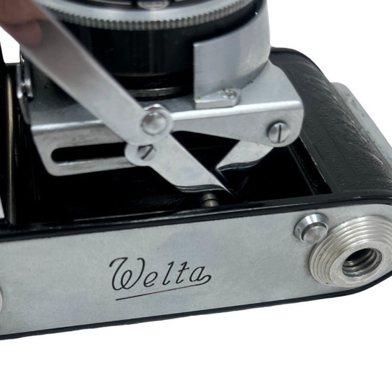 Image 1 of German Welta Welti I Meyer-Optik Trioplan 2.9/50 camera, 1950s, in working order