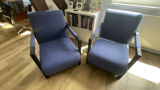 2 blaue Pomax-Stühle
