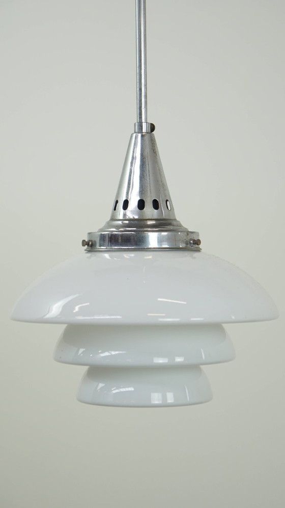 Image 1 of Suspension au design vintage avec verre dépoli feuilleté et chrome