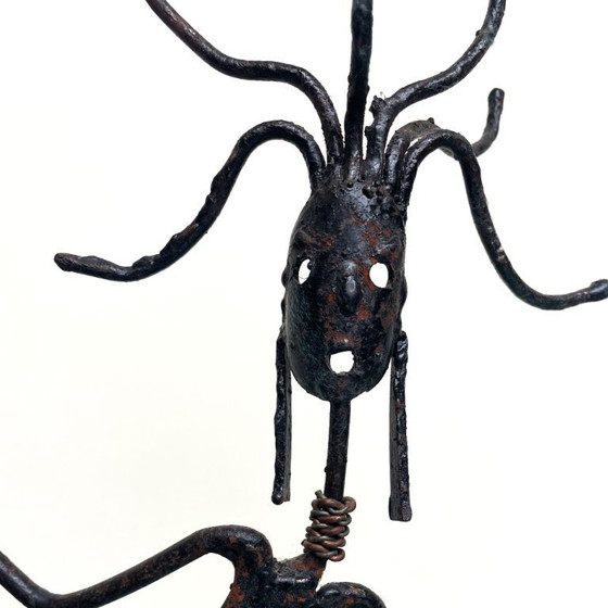Image 1 of Brutalistische Tribale Vrouwen Metalen Kandelaarset