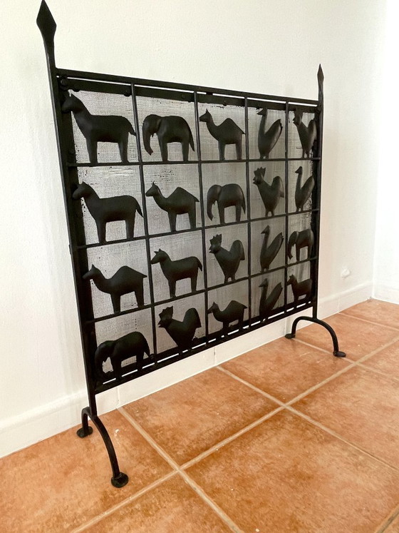 Image 1 of Parascintille in ferro battuto a forma di animale, stile Atelier Marolles, Francia, 1950