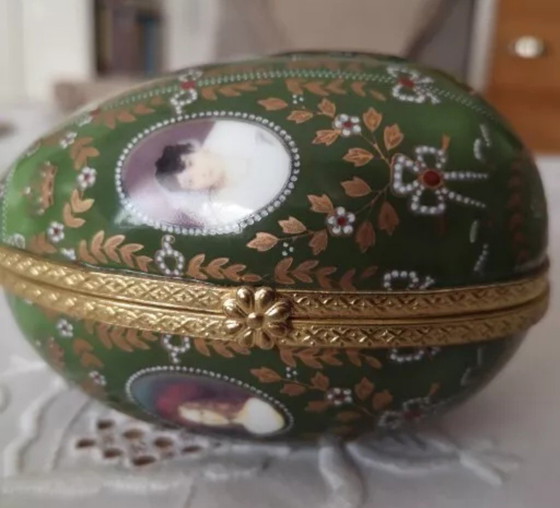 Image 1 of Porzellan Ei Dose Schatulle Manufaktur Rudolf Kämmer Golddekor