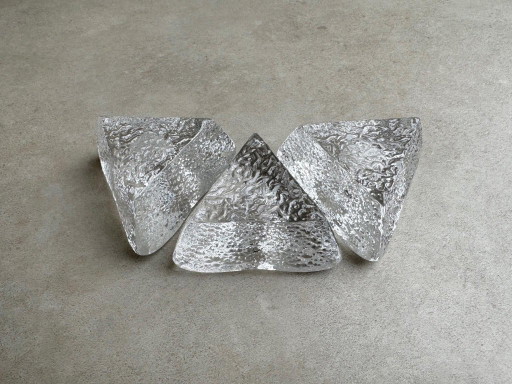 3er-Set Vintage-Kerzenhalter aus Glas in Dreiecksform – kandelaars en kaarsen (photo 2 of 6)
