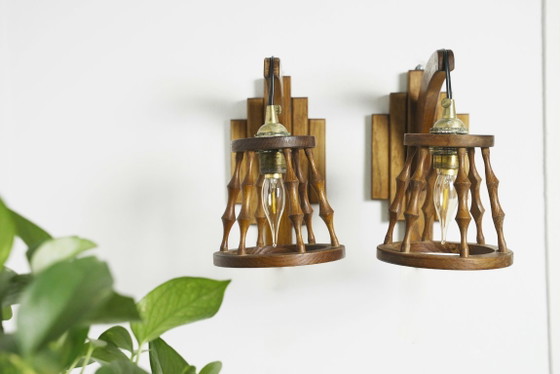 Image 1 of Set van twee Spaanse wandlampen, vintage houten lantaarnlampen, mediterrane verlichting in art-deco-stijl.