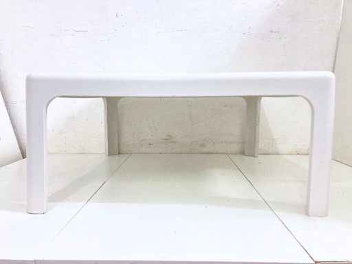 Mesa de centro grande de la era espacial de plástico blanco, diseño de Peter Ghyczy Horn Collection