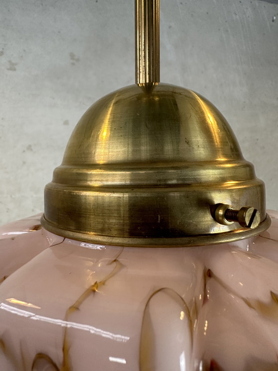 Image 1 of Grattacielo Art Déco - rosa opalino marmorizzato e ottone