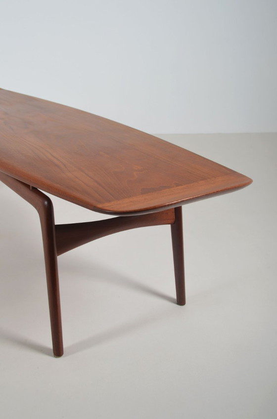 Image 1 of Table basse danoise « Surfboard » par Arne Hovmand Olsen pour Mogens Kold, années 1950