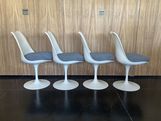 Image 1 of 4 x Tulip Chair Knoll international