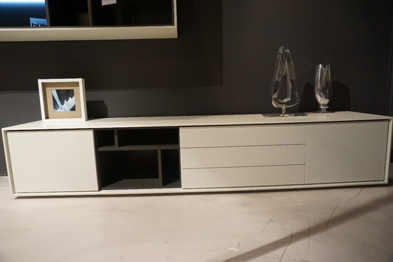 Image 1 of Hülsta Scopia wall cupboard