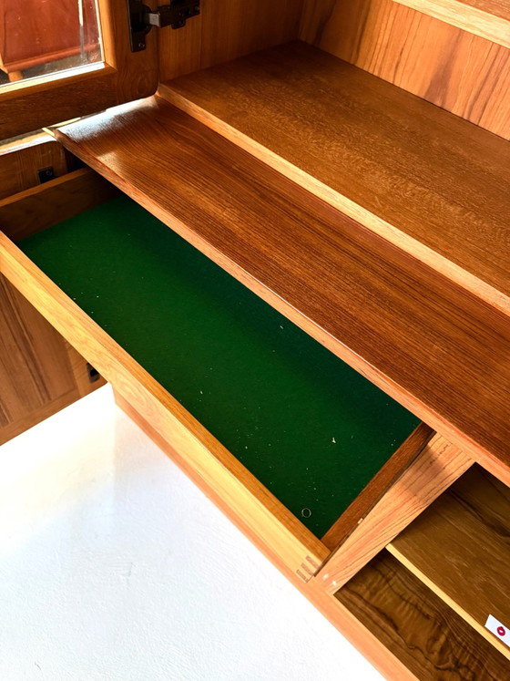 Vitrine vintage illuminée en teck, Dyrlund ‘70, Verre, Bois, Marron (photo 4 sur 15)
