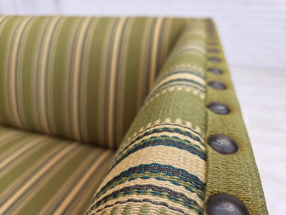 Image 1 of Sofá danés de 2 plazas, década de 1970, lana de muebles verde original, madera de haya.