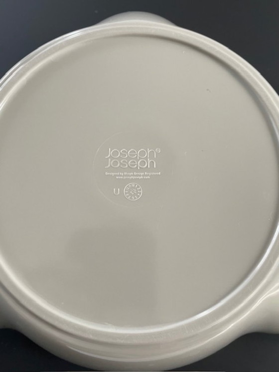Image 1 of Joseph Joseph Double Dish serving bowls set design
