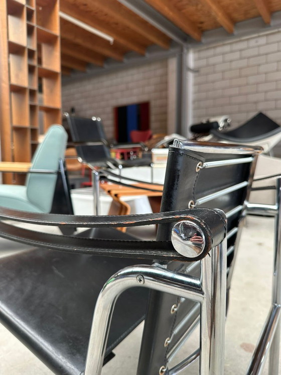 Image 1 of Fauteuil Cassina LC1 de Le Corbusier, Pierre Jeanneret & Charlotte Perriand
