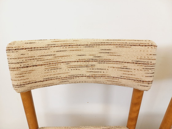 Image 1 of Paar vintage Baumann stoelen van hout en stof uit de jaren 70