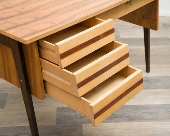 Image 1 of Bureau des années 50 avec pieds en ciseaux