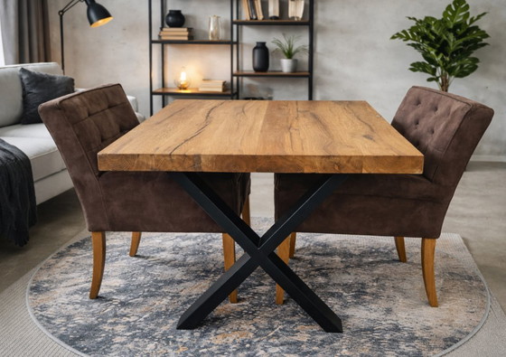 Image 1 of Robust Dining Table Made of Oak Wood 100x95 cm, New