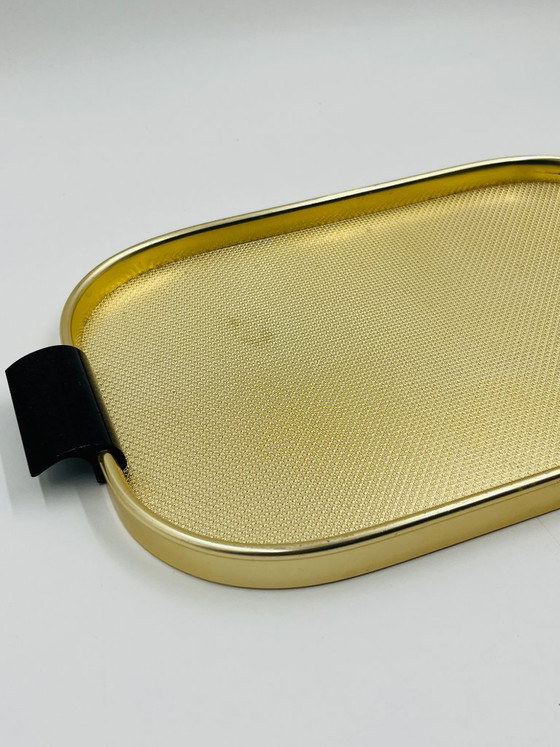Kaymet dienblad van goud geanodiseerd aluminium, Tafelaccessoires, Metaal, Kunststof, Gold, Modern (foto 9 van 9)