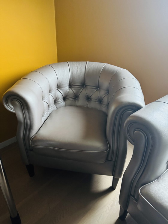 Image 1 of Sofá Chesterfield de piel Natuzzi – Diseño italiano