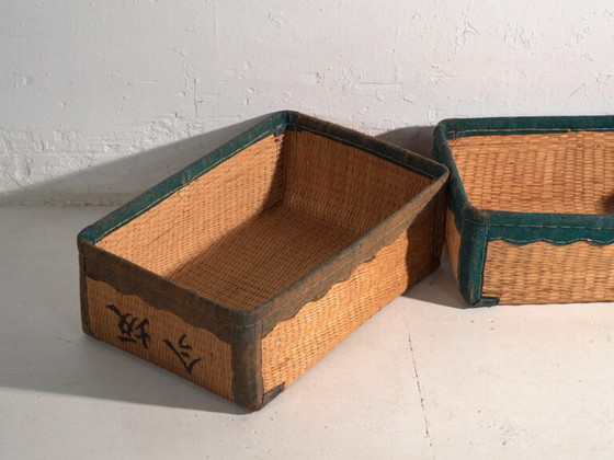 Antique Japanese bamboo baskets with calligraphy – Japan, circa 1930. Set of two – Decorative Objects, Wood (photo 18 of 40)