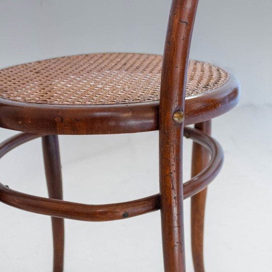 Image 1 of Set van vier eetkamerstoelen uit de jaren 1900, gemaakt van gebogen hout en riet door Josef Hoffmann, met label.