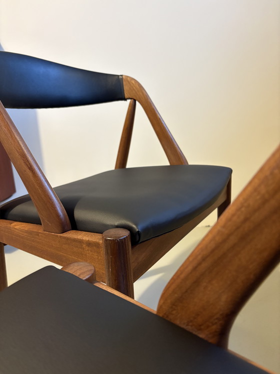 Image 1 of Sillas de comedor Kai Kristiansen modelo 31. Madera de teca