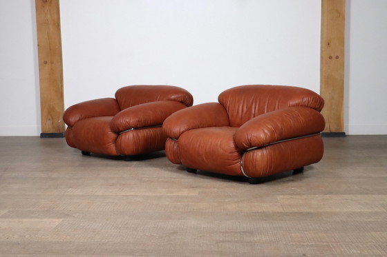 Image 1 of Paar Sesann Lounge Chairs van Gianfranco Frattini in cognac leer voor Cassina Italië 1969