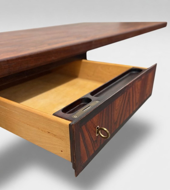 Image 1 of Gunni Omann Model 77 palissanderhouten bureau, jaren 60.