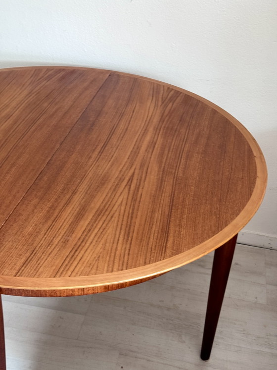 Tavolo da pranzo rotondo vintage Teak Anni '60 Lübke – Tavoli da pranzo, Wood (photo 8 of 15)