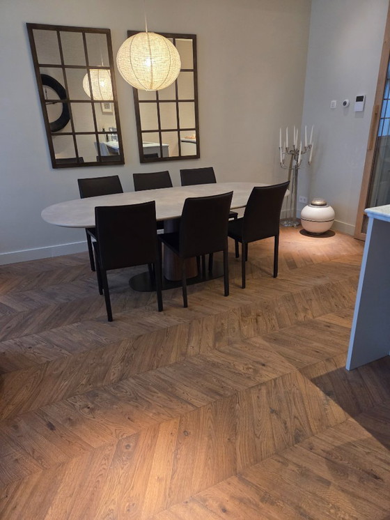 Image 1 of Nouvelle table à manger