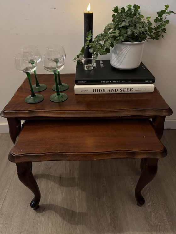 Image 1 of Set di 2 tavolini laterali Queen Ann