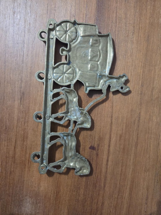 Appendiabiti da parete con cavallo e carrozza, color ottone, Circle M, Metallo, Dorato, Vintage (foto 5 di 5)