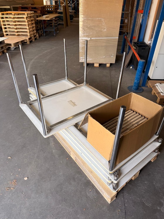 Fritz Hansen Plano Tisch, Esstische, Metall, Holz, Grau, Modern (Foto 11 von 13)