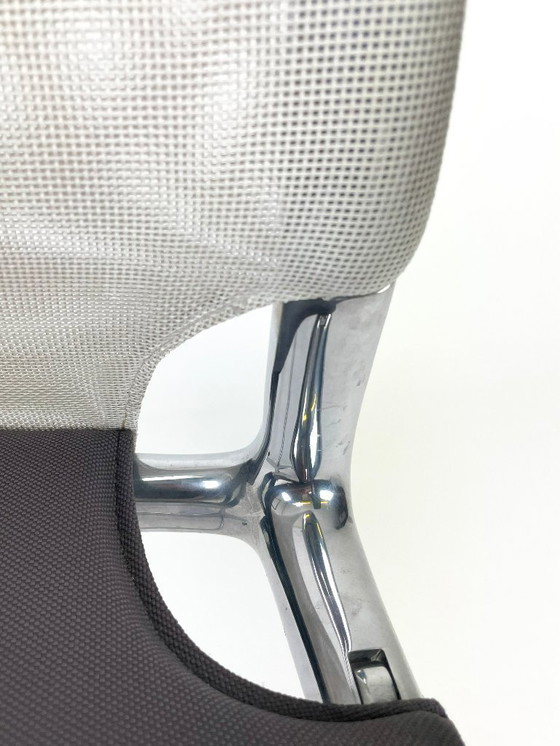 Image 1 of Vitra Meda bureaustoel