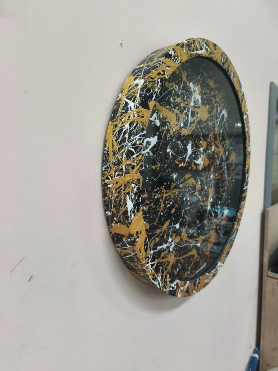 Image 1 of Horloge murale abstraite faite main SutuDesigns – Noir, or et blanc