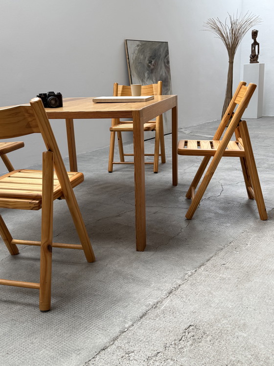 Image 1 of 4 sedie pieghevoli in legno di pino massello, stile Rainer Daumiller, Danimarca, anni '70