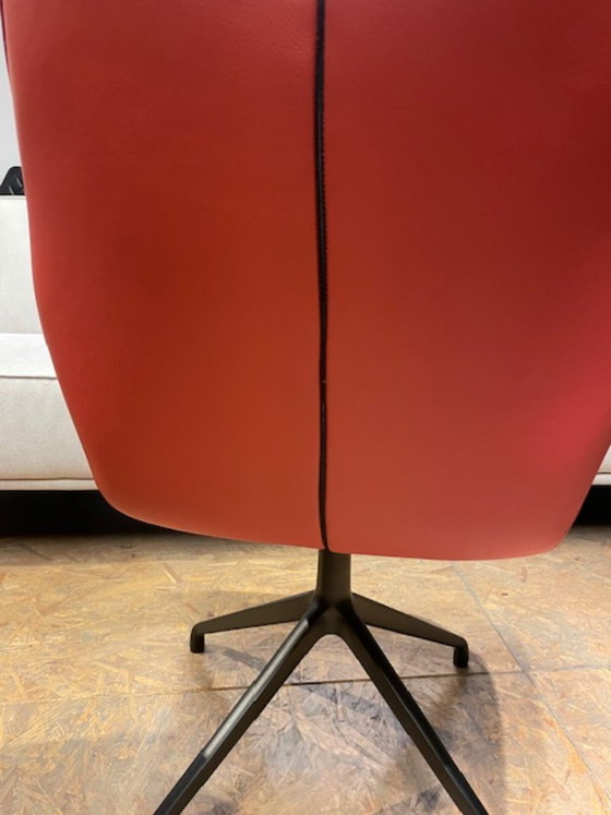 Image 1 of Set of 4 excl. Kiq Armchair with swivel base