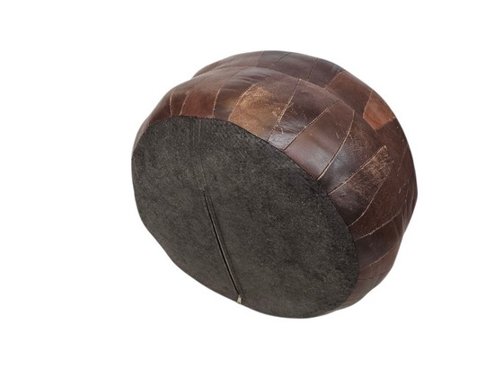 Image 1 of Pouf vintage in pelle patchwork - anni '70