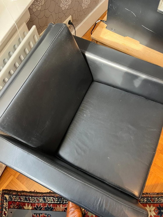 Image 1 of 2 sedie Artifort nere e blu